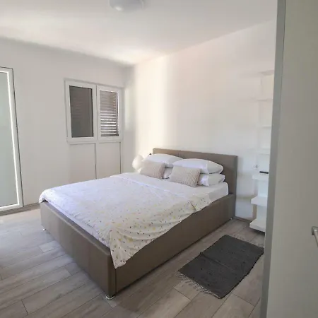 Lukas - Digital Nomads Friendly Apartman